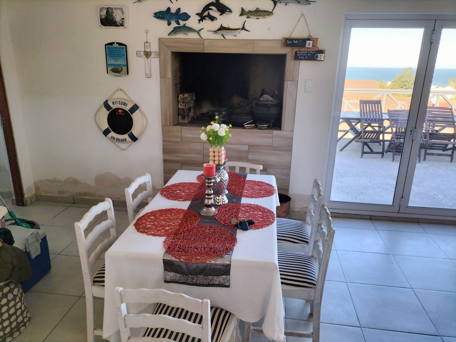 The View @ 25 Myrtle - stunning holiday home with sea view
